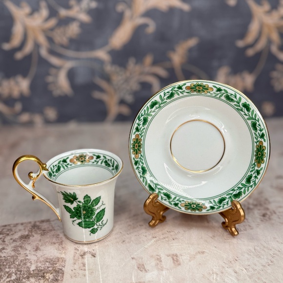 Vintage Kaiser Schonbrunn Demitasse Cup Saucer Green Gold - Picture 5 of 9